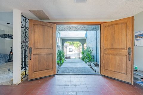 A home in Studio City