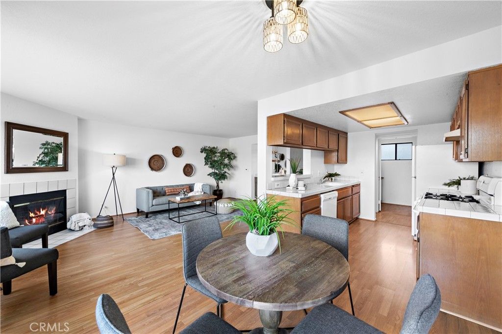 listing image 130720961901236438442