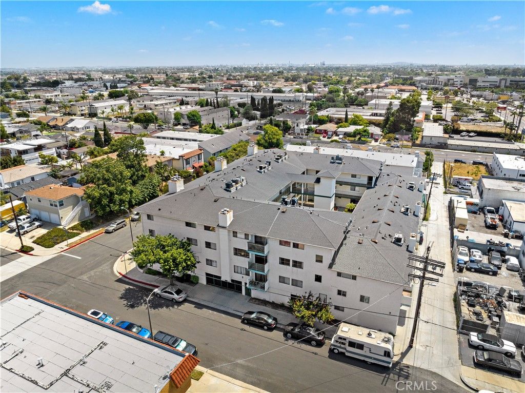 listing image 130725461948553730439