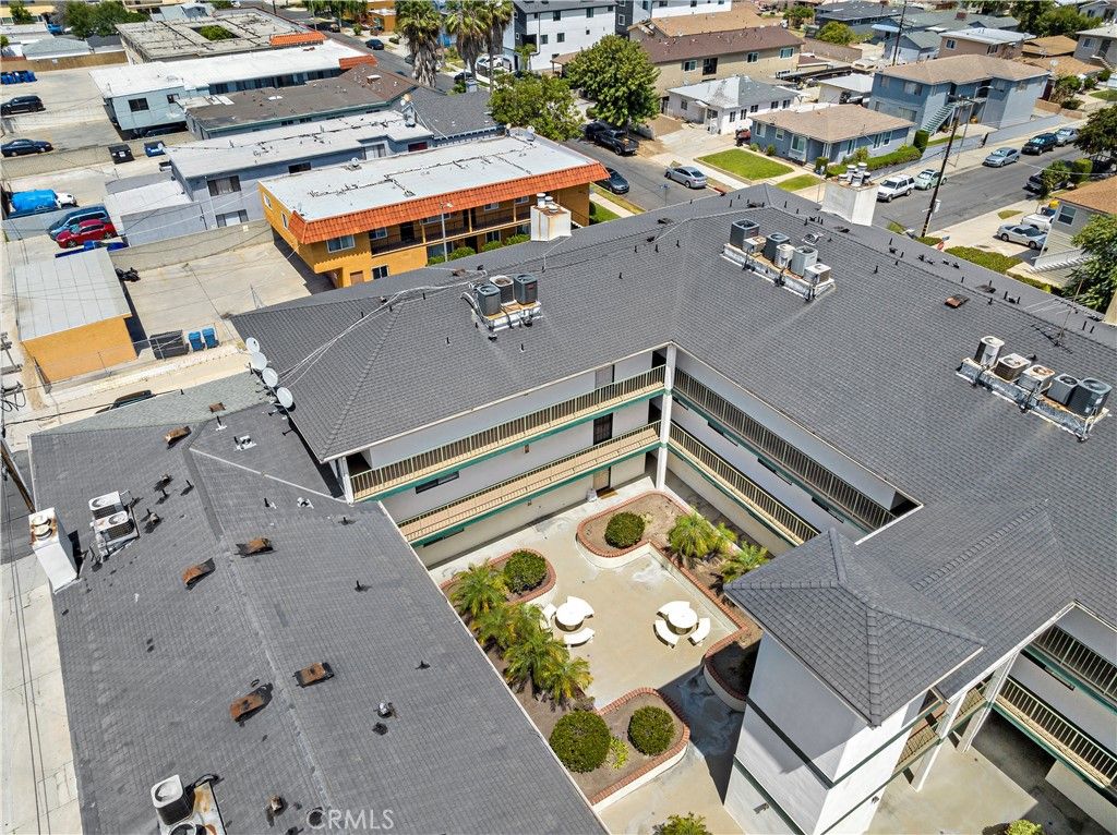 listing image 130726704320748995380