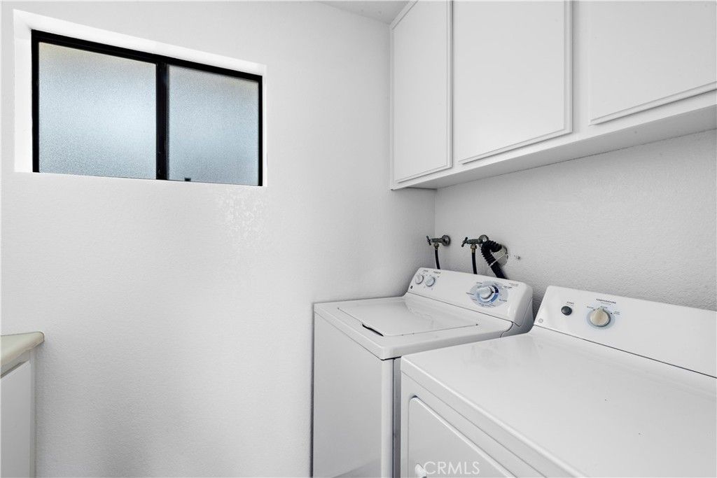 listing image 130727975095277816458