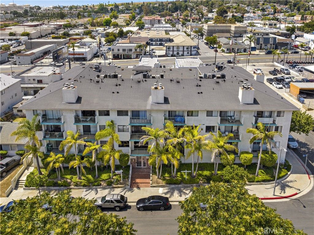 listing image 130724461365552945255