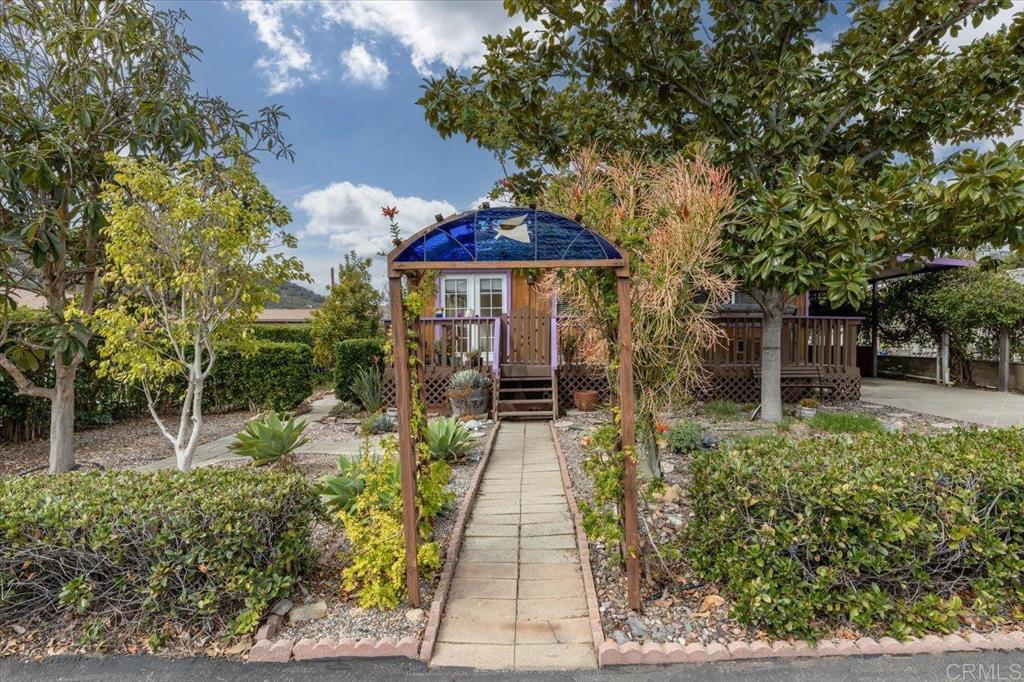 1299 Deer Springs Road 5