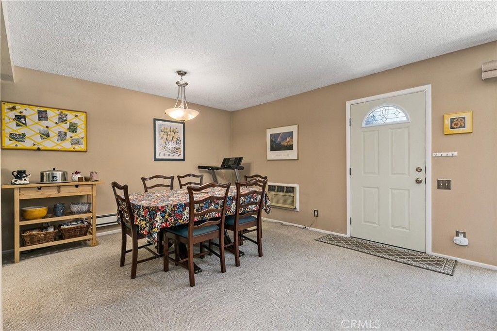 listing image 130725082178038038295