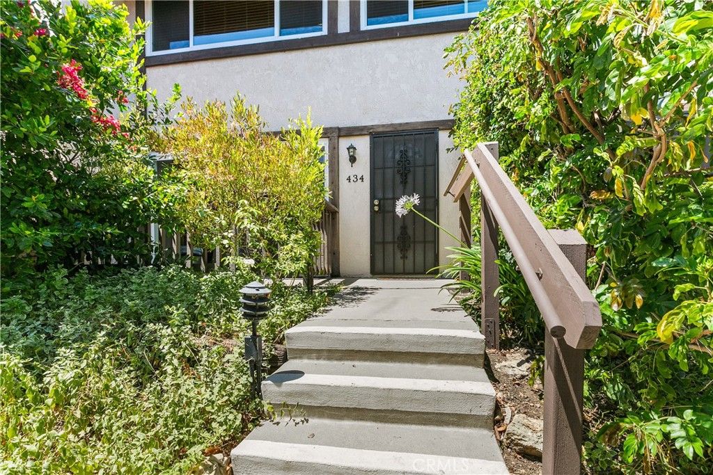 listing image 130726387562515662710