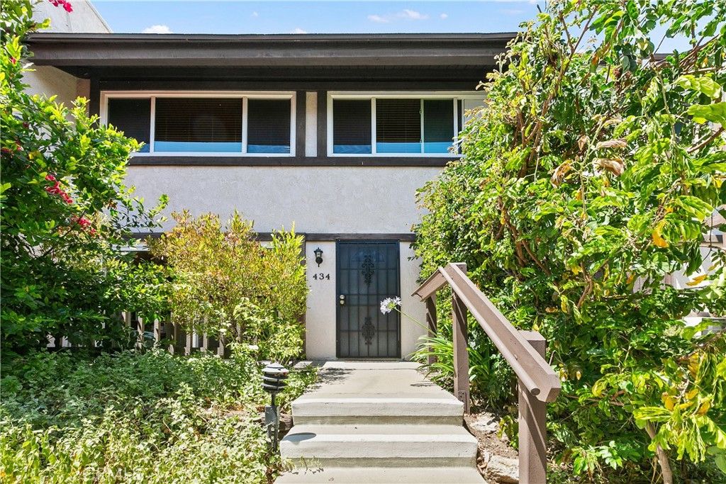 listing image 130724416392837188760