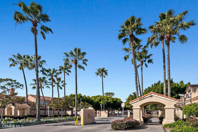 California Lighthouse 10 - 4810 - Residential