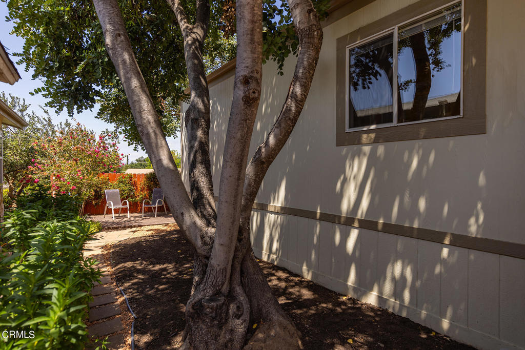 Photo 9 of 24 of 1075 Loma Drive 58 mobile home