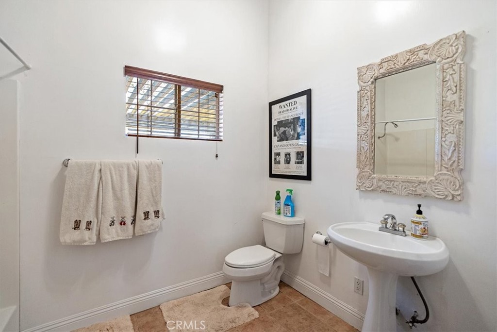 Creston(60) - Residential