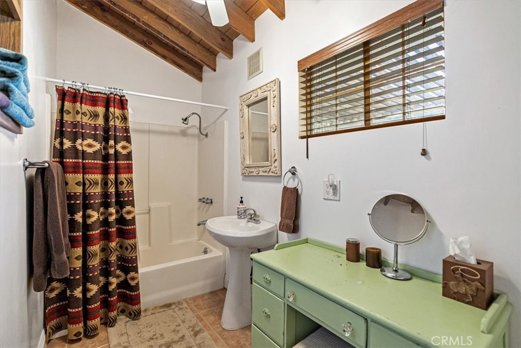 Creston(60) - Residential