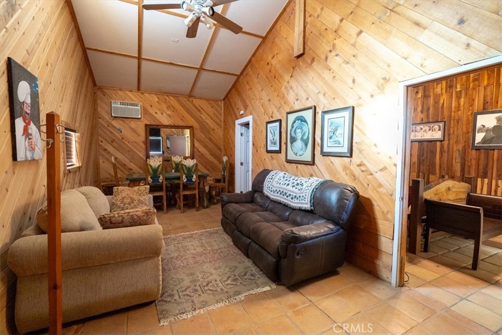 Creston(60) - Residential