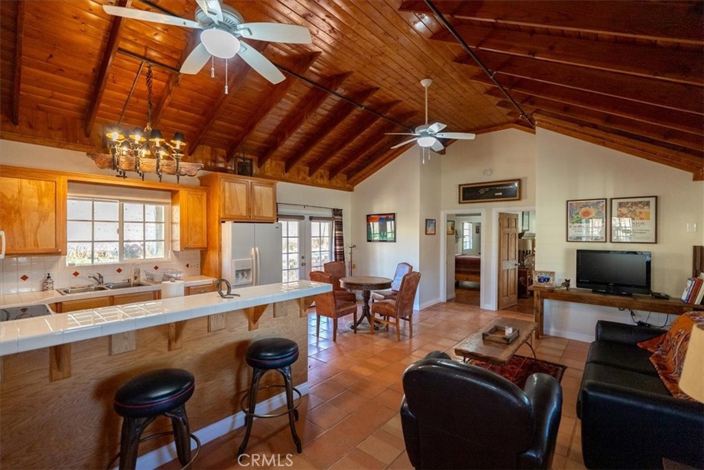 Creston(60) - Residential