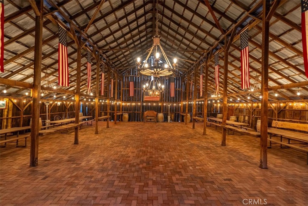 Creston(60) - Residential