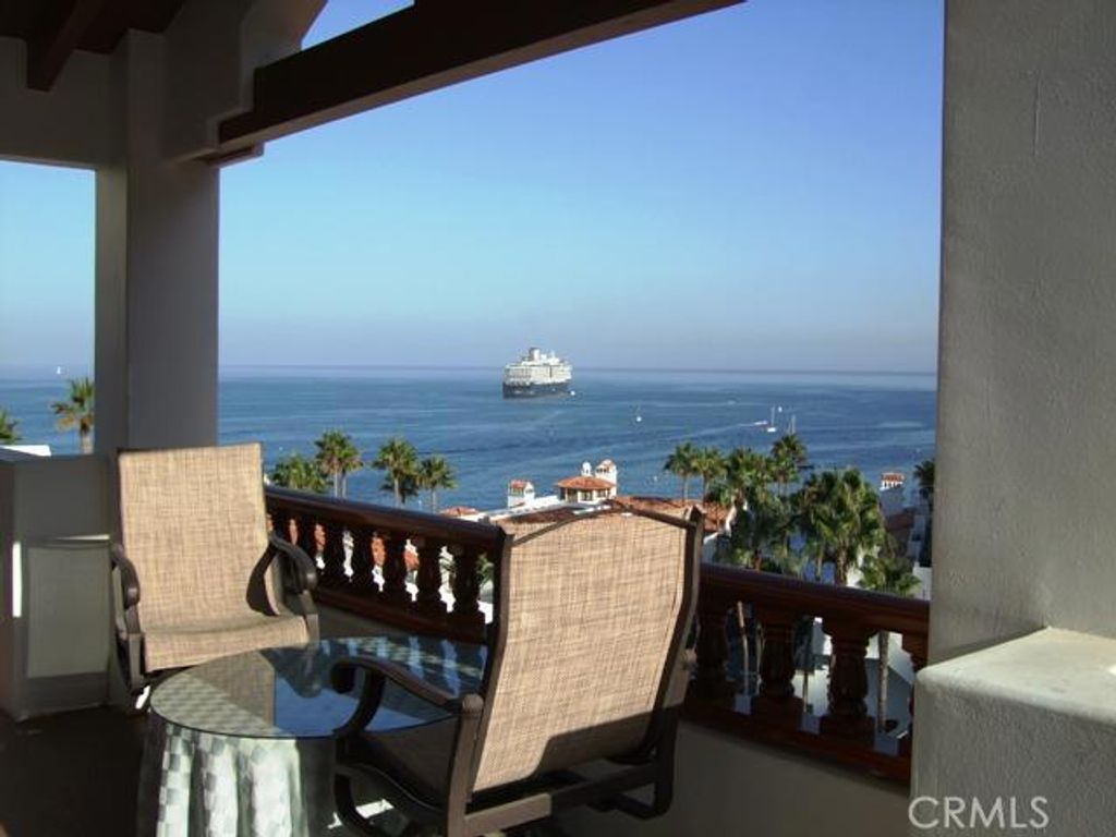 listing image 130726320598053805289
