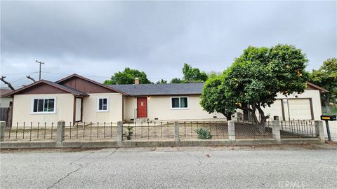 Photo of 48 Bard Lane, Ventura, CA 93001 (MLS # CV25068892)