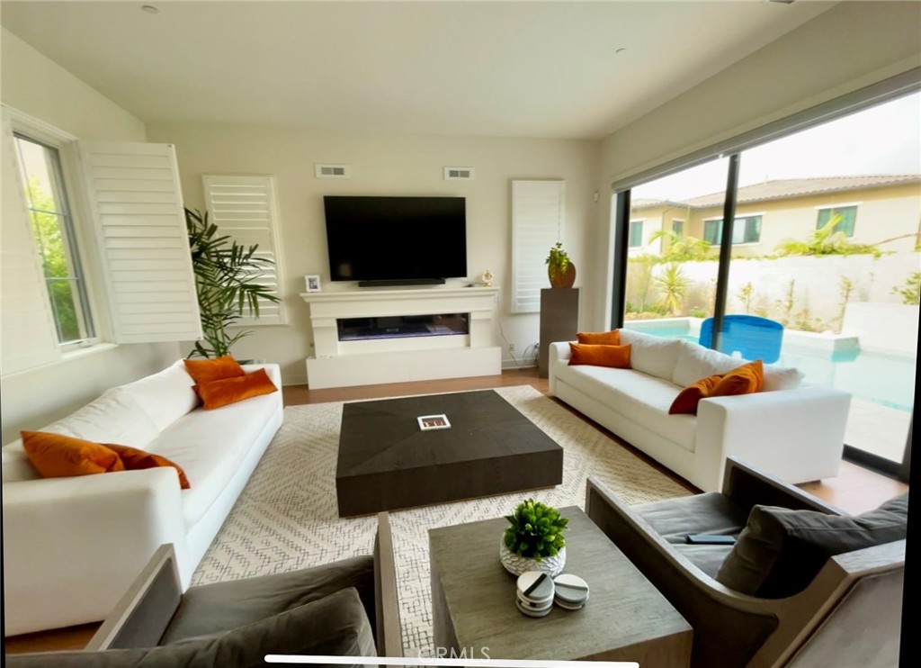 Altair - Residential Lease