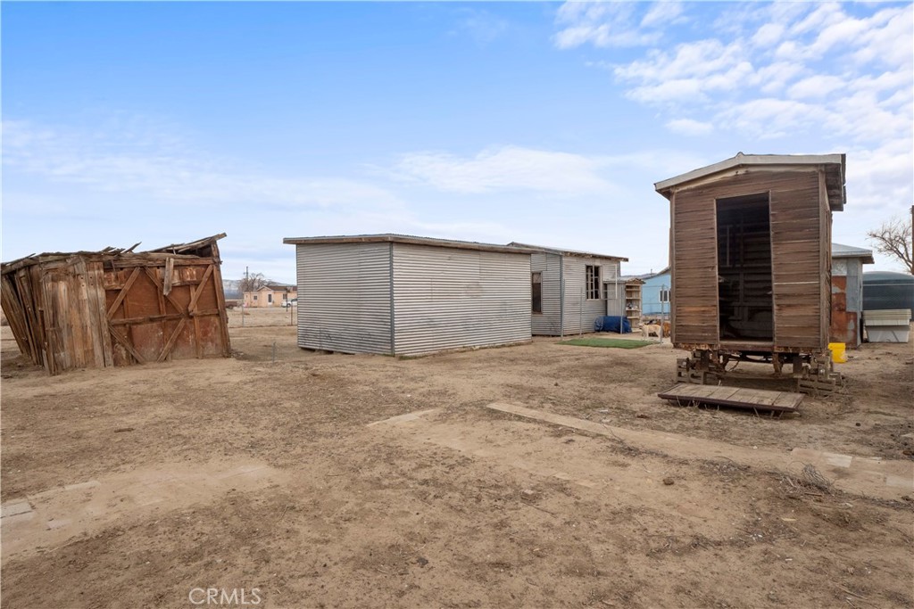 Photo 42 of 48 of 9668 W Rosamond Boulevard house