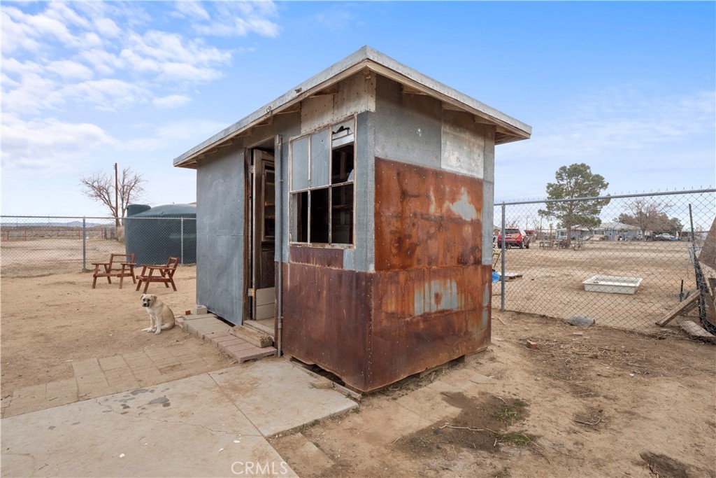 Photo 46 of 48 of 9668 W Rosamond Boulevard house