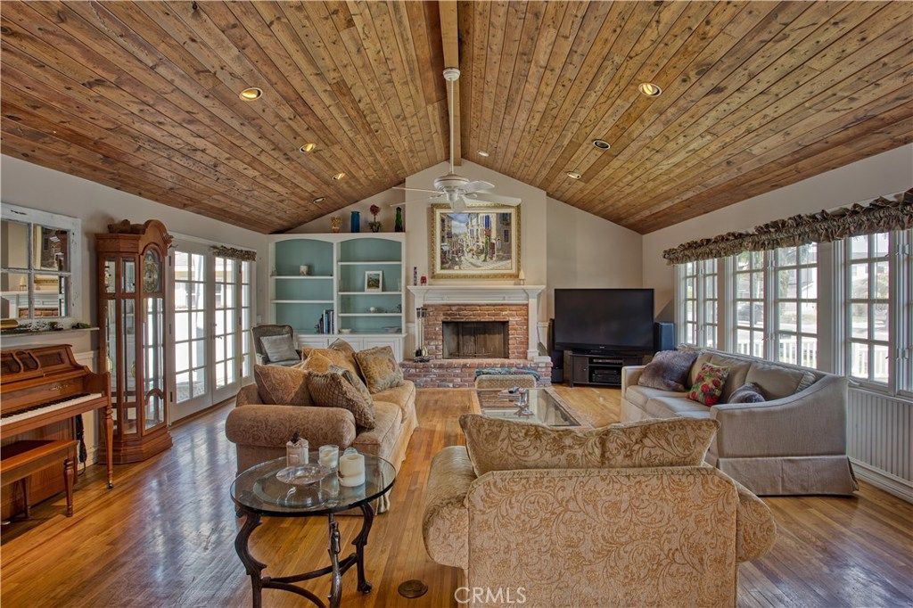 listing image 130723671131980910560