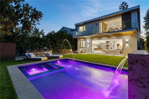 A home in Studio City