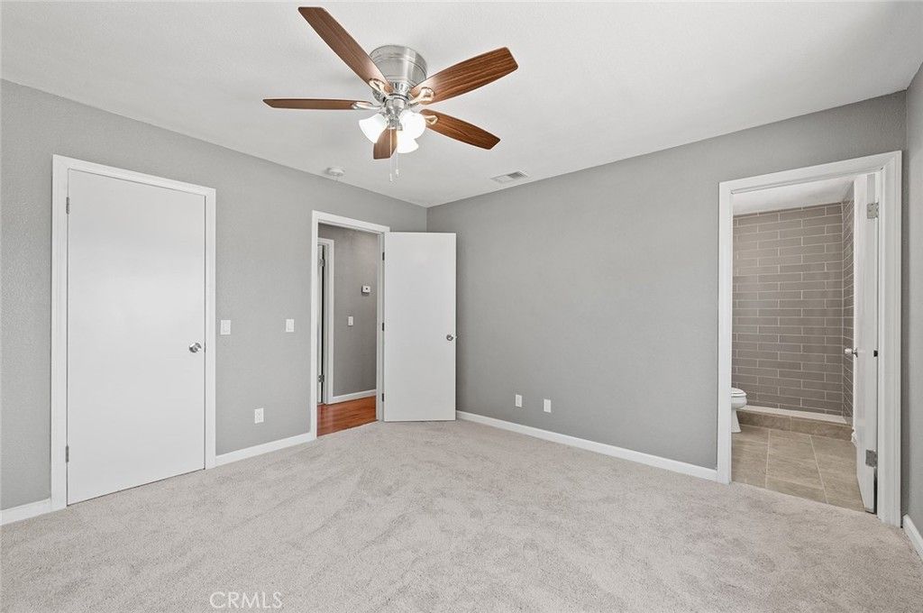 listing image 130724829657383764142