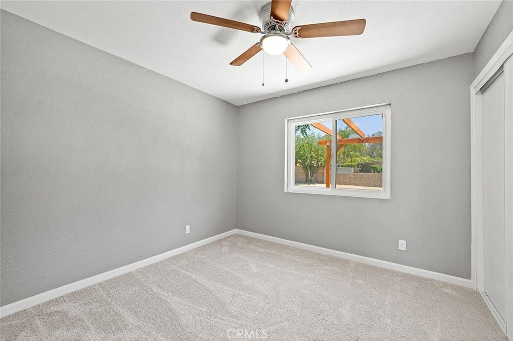 listing image 130727945104925866094