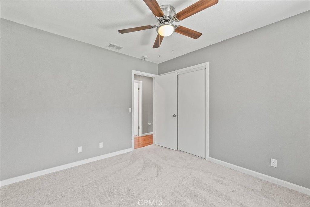 listing image 130726614150419435663