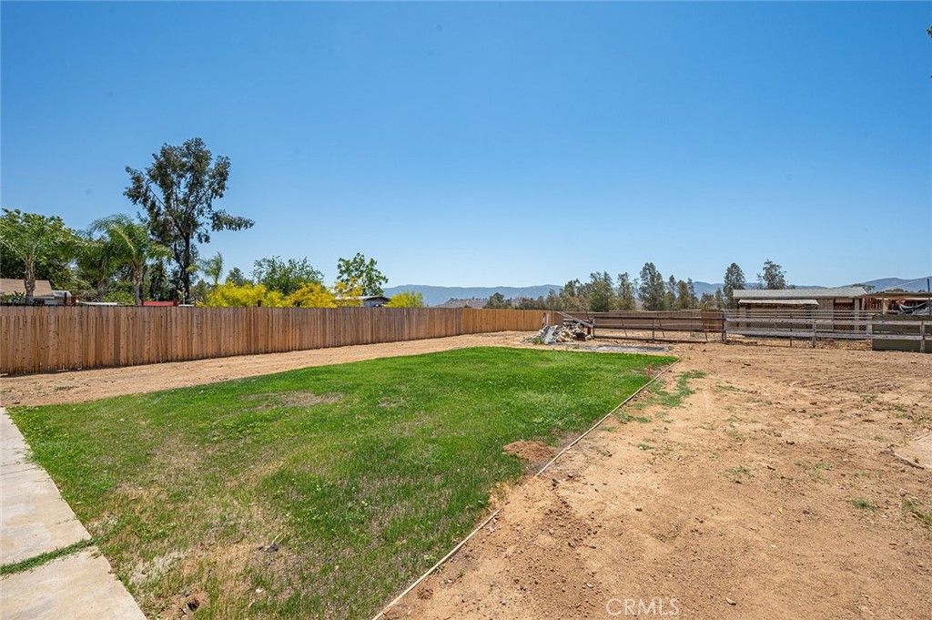 listing image 130724949469731179855