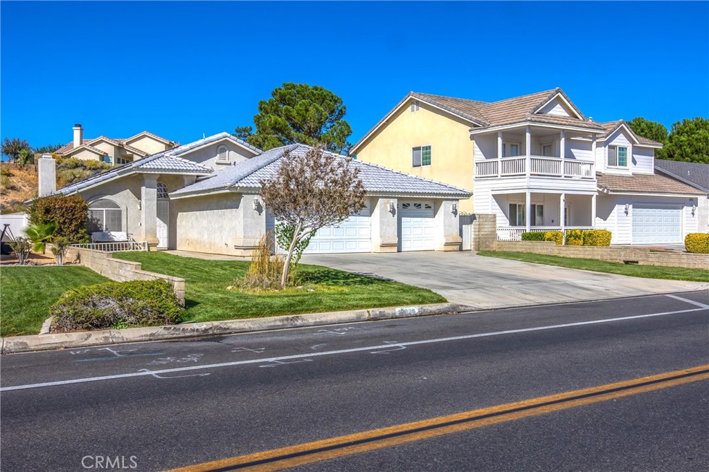 13900 Spring Valley Pkwy