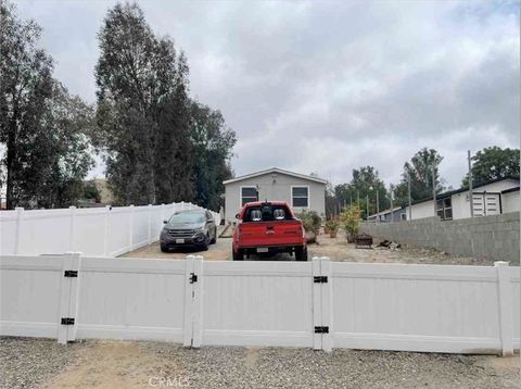 A home in Lake Elsinore