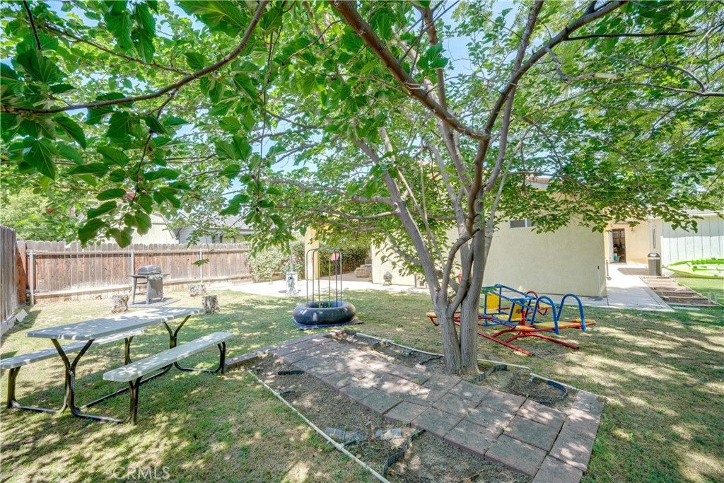 listing image 50