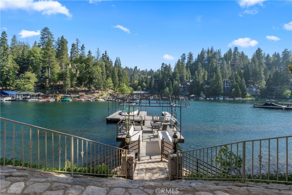 177 Shorewood Drive