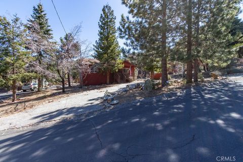 A home in Pine Mountain Club