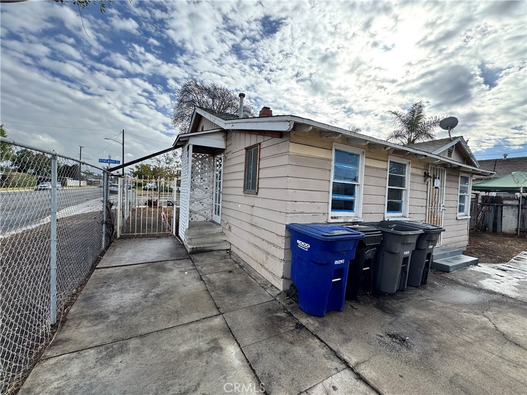 6121 Homewood Avenue