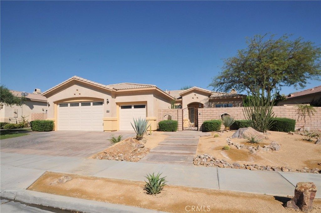 listing image 130728705233174542229