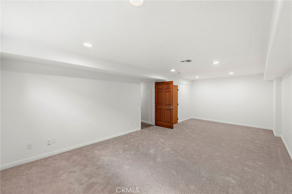 Top Of The World (TOW) - Residential Lease