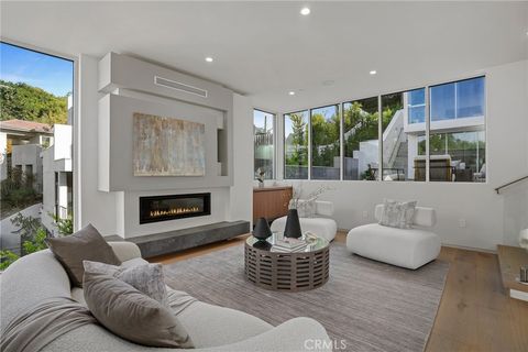 A home in Studio City