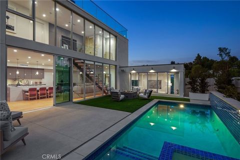 A home in Studio City