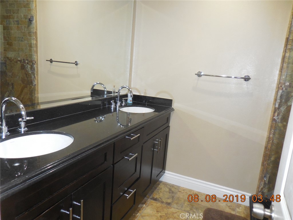 711 Pacific Coast Highway 412