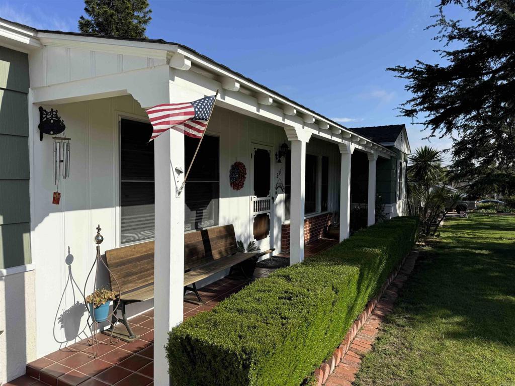 2311 Loma Drive