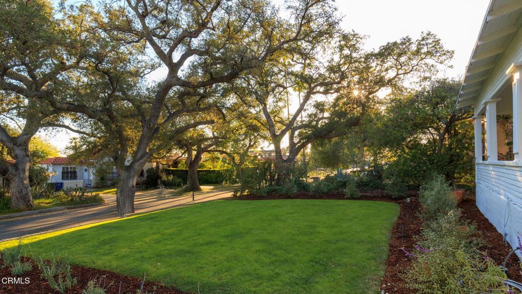 Properties 2 1755 Morada Place