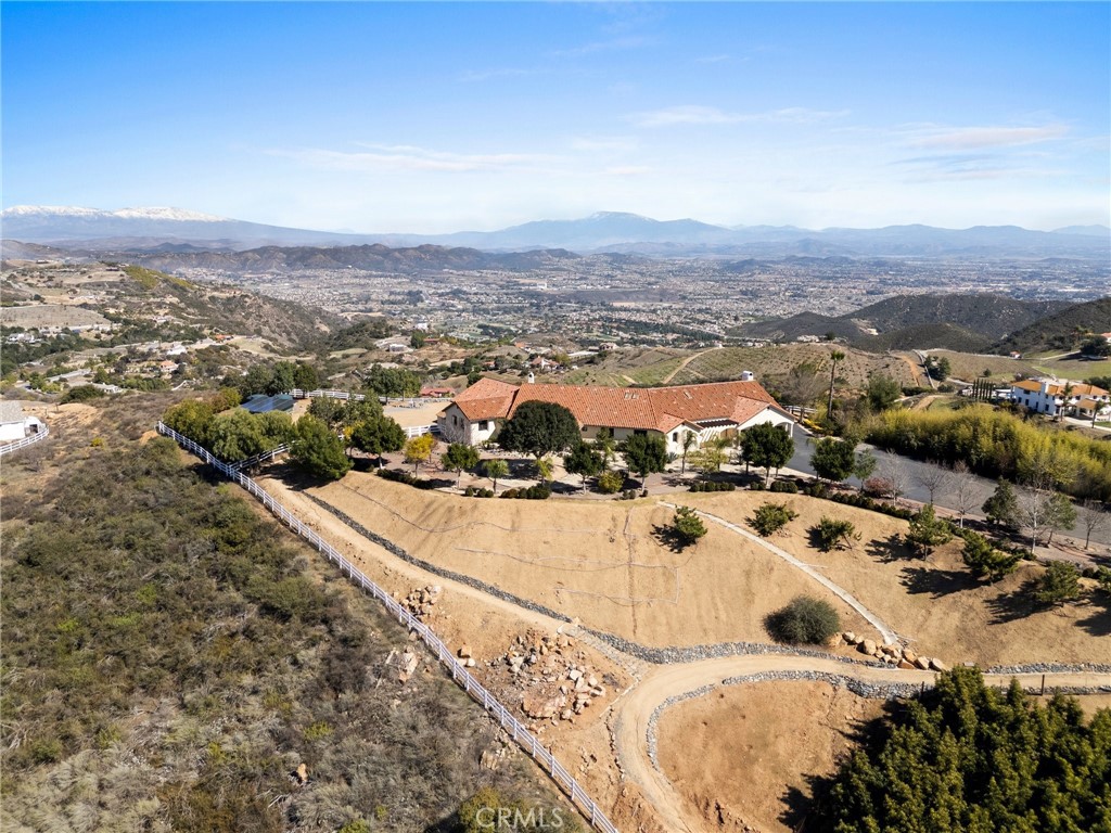 38460 King Court