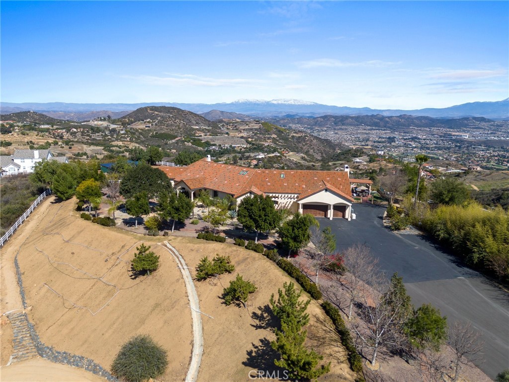 38460 King Court