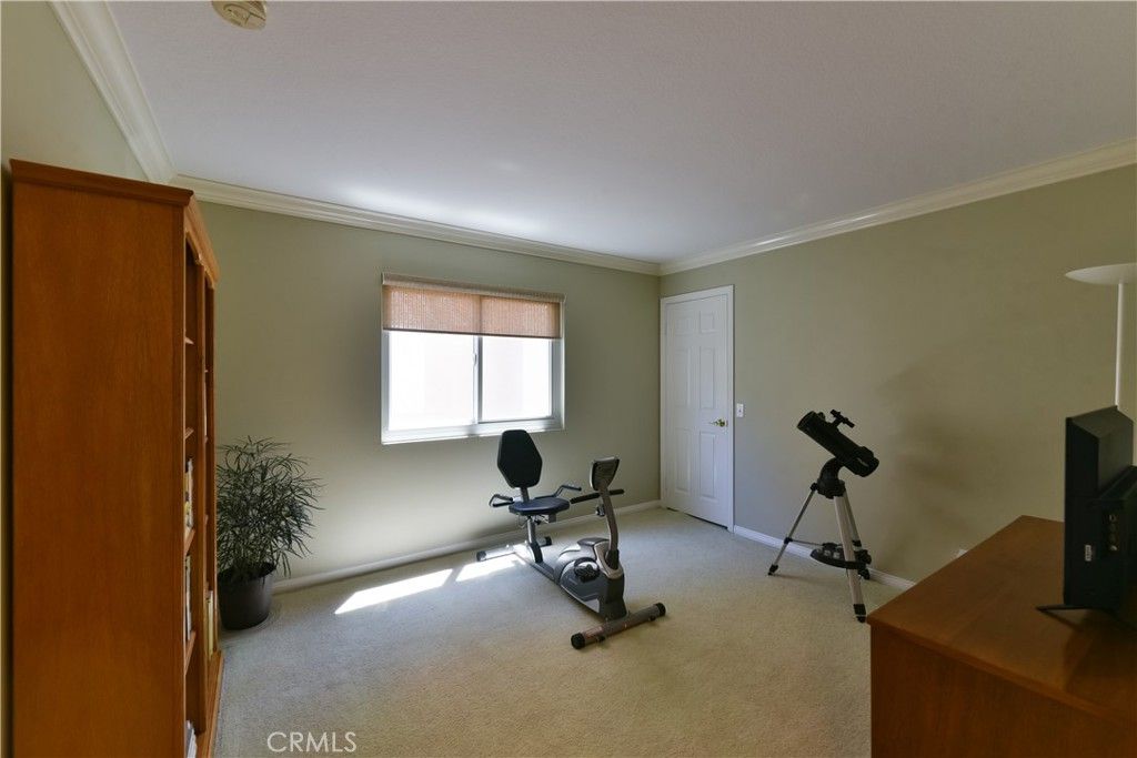 listing image 130721826038561938240