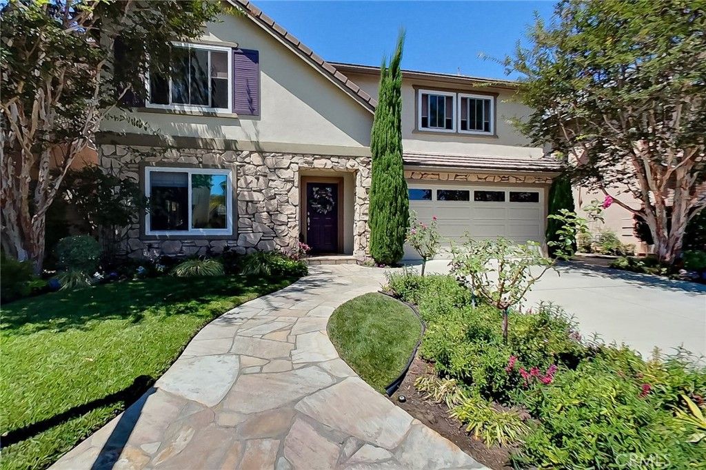 listing image 130727862401498082852