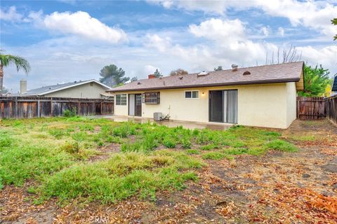 A home in Lake Elsinore