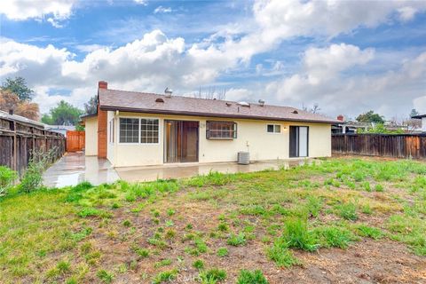 A home in Lake Elsinore