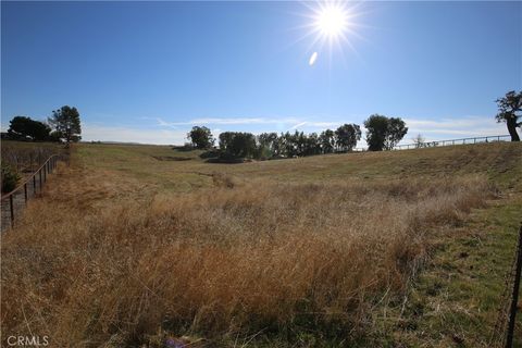 Tiny photo for 1455 Eureka Lane, Templeton, CA 93465 (MLS # NS24003120)