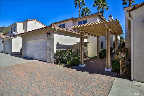 A home in Duarte