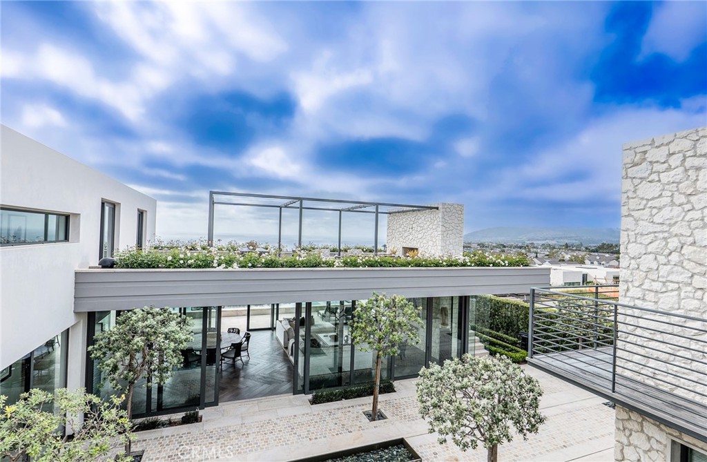 The Strand at Headlands (STRN) - Residential